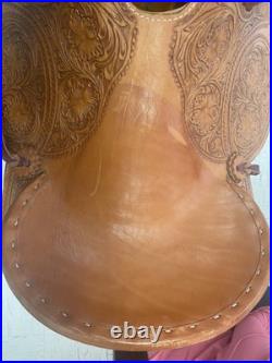 Used Hilason Classic Series Rodeo Saddle Bronc tooled Leather Saddle 15