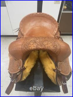 Used Hilason Classic Series Rodeo Saddle Bronc tooled Leather Saddle 15