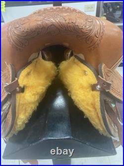 Used Hilason Classic Series Rodeo Saddle Bronc tooled Leather Saddle 15