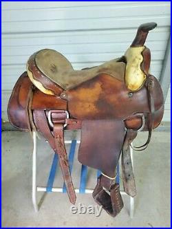 Used Older 16 Brown Leather Original Dixie Roping saddle with Rawhide
