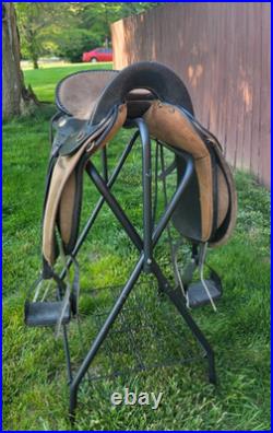 Used Parelli Cruiser Saddle 17 inch, Standard width, Very good condition
