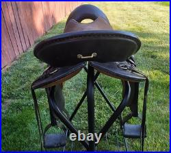 Used Parelli Cruiser Saddle 17 inch, Standard width, Very good condition