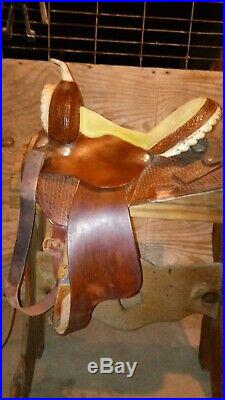 Used barrel saddle 14 in