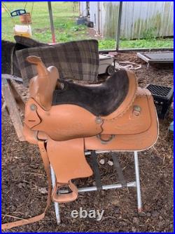 Used horse saddles for sale