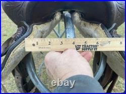 Used /vintage 15 tooled round skirt Western saddle for round withers US made