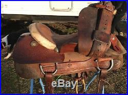 Used / vintage 16.5 Billy Cook Western reining saddle US made