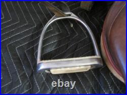 Used /vintage saddle unknown. Read description for details