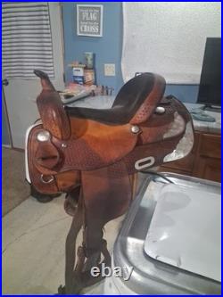 V. H Saddlery Circle M 3113b 14