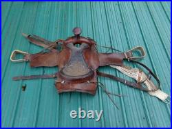 Vintage 15 Western Pleasure Western Trail Saddle, Unbranded