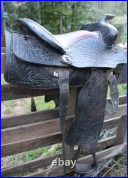 Vintage 17 Western Trail Saddle Hand-Tooled Floral Leather