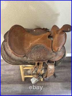 Vintage Brown Tooled Leather Big Horn Saddle. Needs cleaned up-great condition
