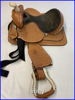 Vintage DAKOTA 13 Barrel Racing Saddle