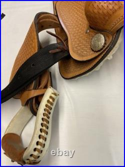 Vintage DAKOTA 13 Barrel Racing Saddle