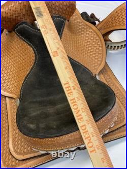 Vintage DAKOTA 13 Barrel Racing Saddle