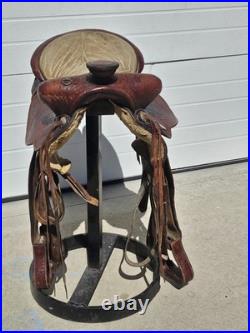 Vintage Hereford Tex Tan 16 Western saddle Tooled