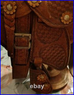 Vintage Pugsley and Cia Salesman Leather Saddle