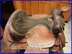 Vintage Western Tooled Leather Horse Saddle 15 seat size Black & Brown