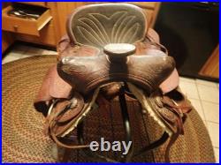 Vintage Western Tooled Leather Horse Saddle 15 seat size Black & Brown