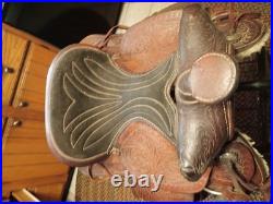 Vintage Western Tooled Leather Horse Saddle 15 seat size Black & Brown