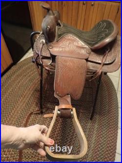 Vintage Western Tooled Leather Horse Saddle 15 seat size Black & Brown