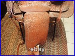 Vintage Western Tooled Leather Horse Saddle 15 seat size Black & Brown
