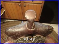 Vintage Western Tooled Leather Horse Saddle 15 seat size Black & Brown