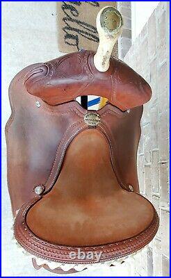 Western Barrel Saddle CONNIE COMBS By Saddlesmith 14 deep seat great for trails