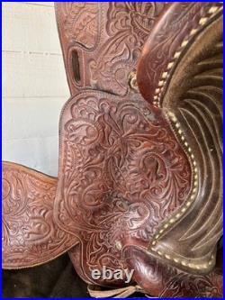 Western Saddle, brown leather, size 24