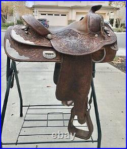 Western Show Saddle Size 15 Excellent Condition