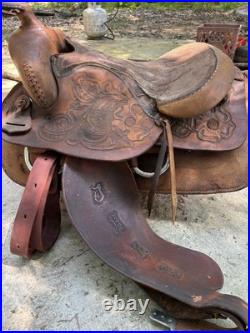 Western saddle
