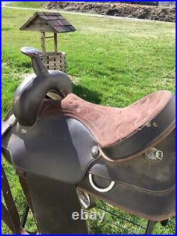 Wintec Synthetic Western Trail Saddle 16 Seat