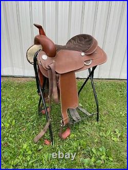 Wintec Western saddle 17 SQHB