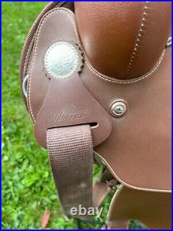 Wintec Western saddle 17 SQHB